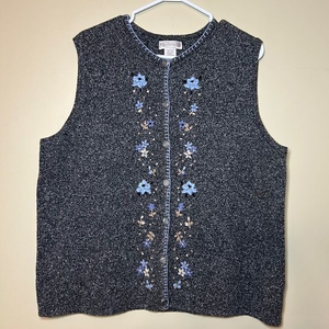 Northern Reflections knit vest with embroidered accents, XL